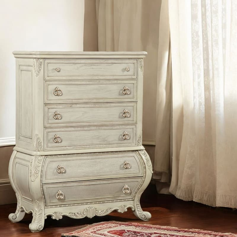 Ragenardus Antique White Chest