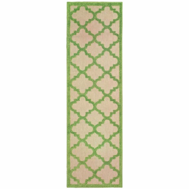 Cayman 660F9 Sand/ Green Indoor/Outdoor Area Rug - 2'3" x 7'6"