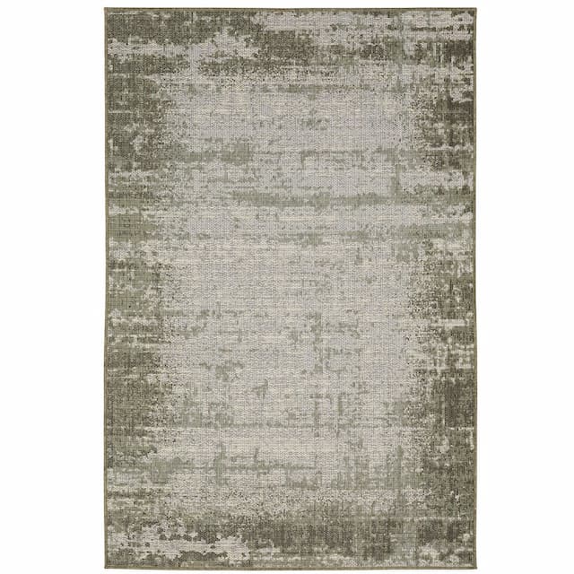 Cyprus 4929E Green/ Ivory Indoor/Outdoor Area Rug - 3'3" x 5'