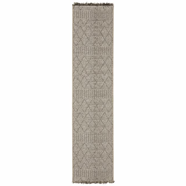 Gillian 5560J Beige/ Black Ultimate Performance Area Rug - 1'10" x 7'6"