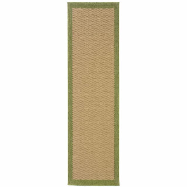 Lanai 525G6 Beige/ Green Indoor/Outdoor Area Rug - 2'3" x 7'6"